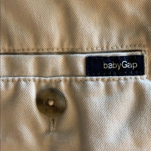 Gap, NWOT. Khakis, perfect for spring pictures - Picture 6 of 6
